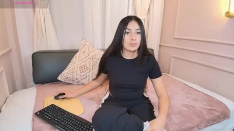 Nahomi online show from 11-08-25, 07:45