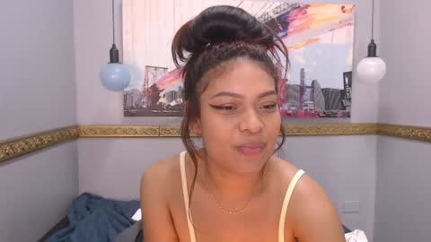 Snapshot of nahomi_tyler chatting on 12-19-24, 11:57 Nahomy online show from 12-19-24, 11:57