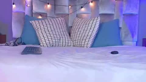  VICTORIA  online show from 02-18-26, 07:43