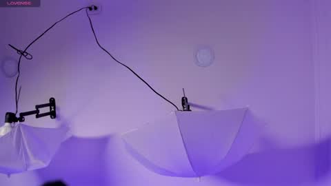 Nahomi online show from 02-25-25, 07:31