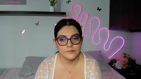   SHELBY   online show from 10-20-25, 07:14