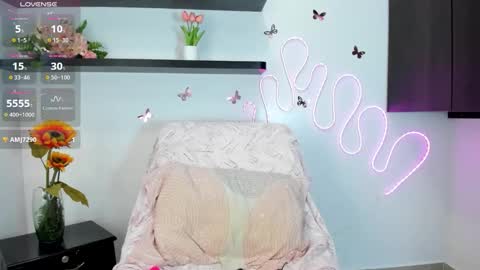   SHELBY   online show from 10-23-25, 01:32