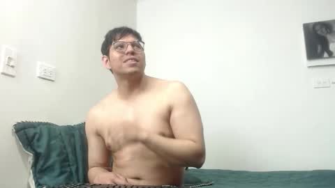 Snapshot of nahomy_and_jake chatting on 11-10-25, 09:41 Nahomy Jake online show from 11-10-25, 09:41