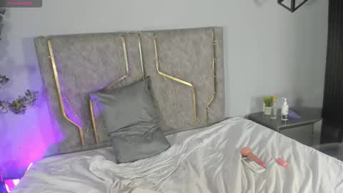 nahomycarterr online show from 10-11-25, 08:57