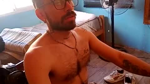 Snapshot of nahudng chatting on 11-23-25, 02:17 Nahuel argentino hetero online show from 11-23-25, 02:17