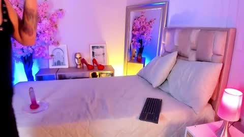 Ana online show from 11-10-25, 08:52