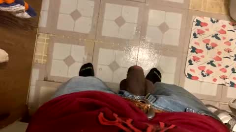 nairda2senoniuq online show from 12-25-24, 07:14