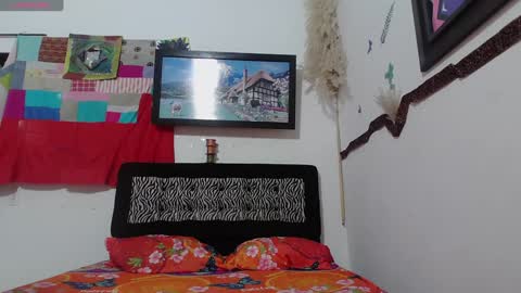 Snapshot of naisha1999 chatting on 12-04-24, 12:30 naisha01-nandiny16 online show from 12-04-24, 12:30