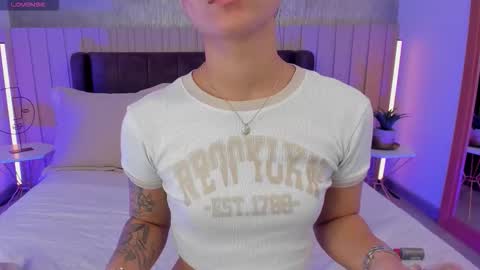 Naisha Ford online show from 11-05-25, 02:33