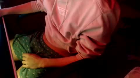 Drew online show from 11-10-25, 06:34