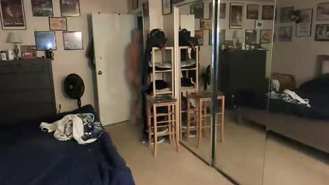 nakedmonkey online show from 12-19-25, 01:34