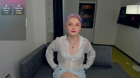 Snapshot of nakishacroshaw chatting on 09-12-25, 11:21 Kate online show from 09-12-25, 11:21