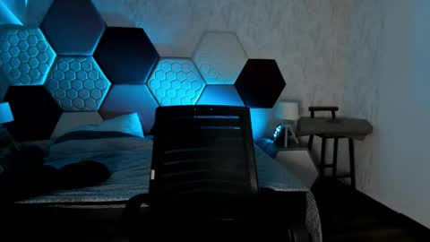 Snapshot of namearohouse chatting on 10-30-25, 12:39 ----Namea------ online show from 10-30-25, 12:39