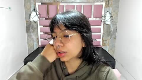 nami_usagi online show from 12-11-24, 11:08