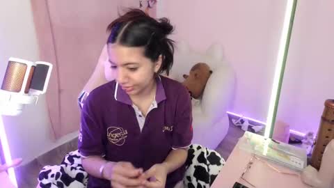 nami_usagi online show from 09-17-25, 02:41