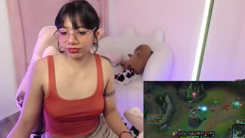 nami_usagi online show from 09-19-25, 04:29