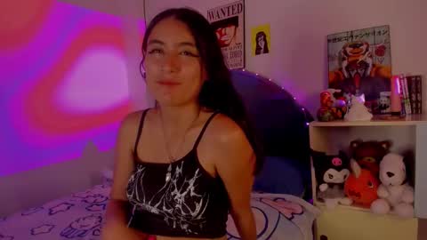 nami_white online show from 09-18-25, 02:13