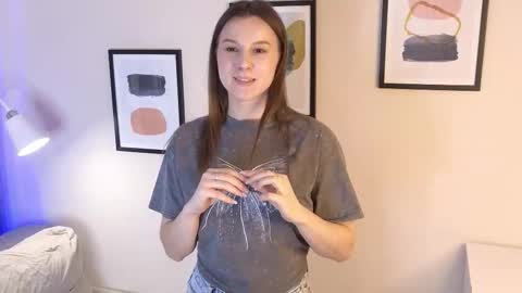 Snapshot of nami_yats chatting on 02-28-26, 08:59 Alice online show from 02-28-26, 08:59