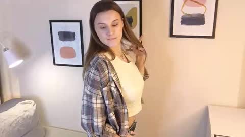 Snapshot of nami_yats chatting on 03-04-26, 03:18 Alice online show from 03-04-26, 03:18