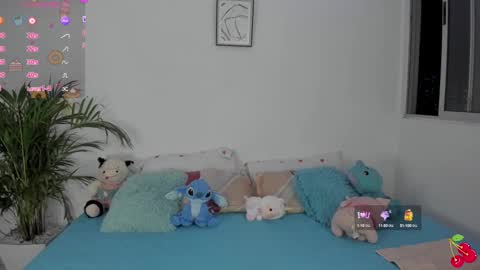 Snapshot of namibergman_ chatting on 12-13-24, 11:17 N A M I - OF namibergmant online show from 12-13-24, 11:17