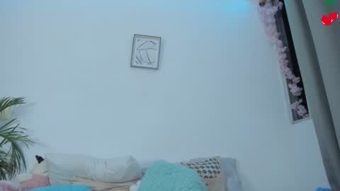 Snapshot of namibergman_ chatting on 02-01-25, 02:37 N A M I - OF namibergmant online show from 02-01-25, 02:37
