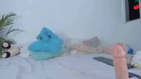Snapshot of namibergman_ chatting on 02-05-25, 01:37 N A M I - OF namibergmant online show from 02-05-25, 01:37