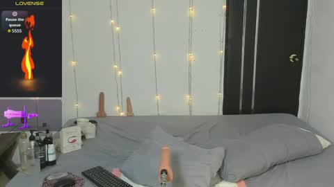 Snapshot of namir__ chatting on 10-09-25, 08:12 Namir online show from 10-09-25, 08:12