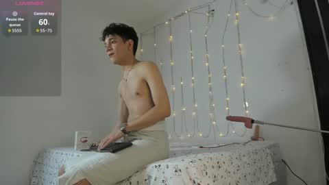 Snapshot of namir__ chatting on 11-09-25, 11:08 Namir online show from 11-09-25, 11:08