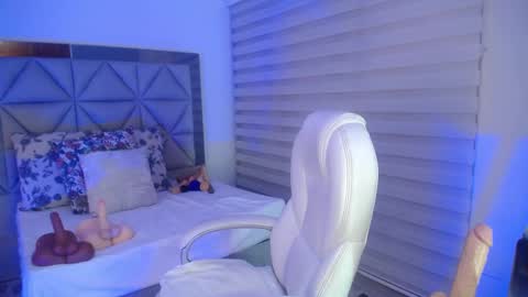 Snapshot of nana_levy chatting on 10-10-25, 04:11 Nana levy online show from 10-10-25, 04:11