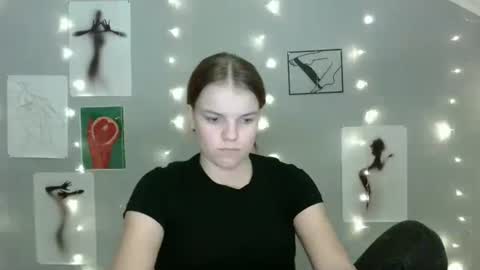 Nana online show from 09-18-25, 12:07