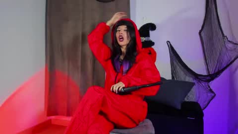 Snapshot of nanakodollx chatting on 10-23-25, 11:03 Nana Natalia online show from 10-23-25, 11:03