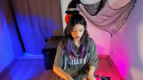 Snapshot of nanakodollx chatting on 10-27-25, 10:58 Nana Natalia online show from 10-27-25, 10:58