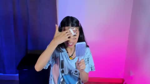 Snapshot of nanakodollx chatting on 11-15-25, 01:25 Nana Natalia online show from 11-15-25, 01:25