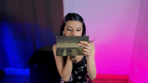 Snapshot of nanakodollx chatting on 11-19-25, 01:16 Nana Natalia online show from 11-19-25, 01:16