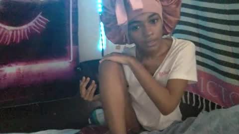 nanaonn online show from 11-21-25, 05:33