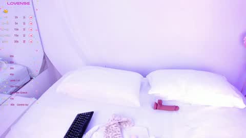 NanaOsaky online show from 10-22-25, 12:49