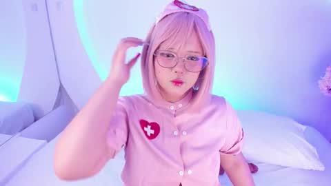 NanaOsaky online show from 12-20-25, 12:12