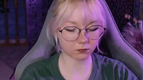 nancymartinez online show from 12-17-24, 08:12