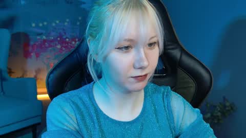 nancymartinez online show from 12-20-24, 01:11