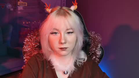 nancymartinez online show from 12-25-24, 01:09