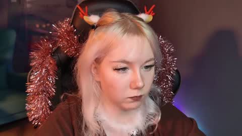 nancymartinez online show from 12-25-24, 07:13