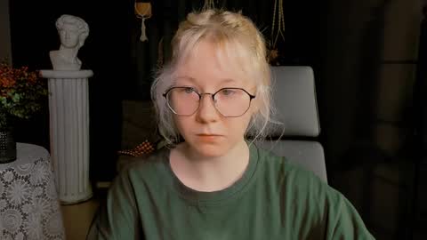 nancymartinez online show from 12-30-24, 05:04