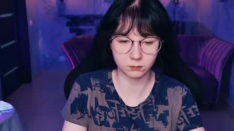 nancymartinez online show from 09-15-25, 01:11