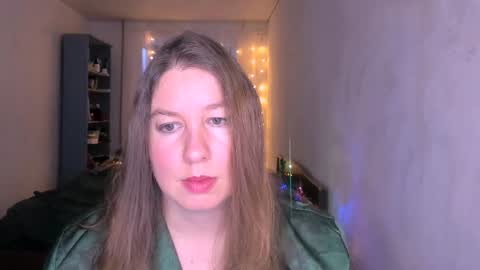 Nancy online show from 12-22-25, 05:59