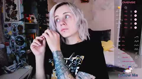 Monday-Friday 12-4 AM and 6-9 AM New York time online show from 10-12-25, 07:51