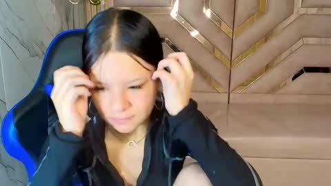 Nancy online show from 09-20-25, 12:50