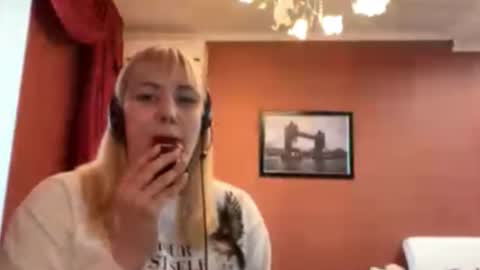 Snapshot of nannetteburo chatting on 03-02-26, 12:12 Nelly online show from 03-02-26, 12:12