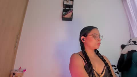 Nanny  online show from 02-17-26, 08:04