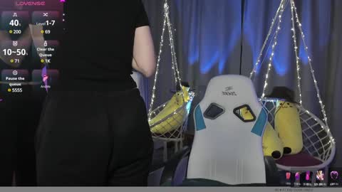 Snapshot of nansycharm chatting on 12-09-24, 04:34 NansyCharm online show from 12-09-24, 04:34