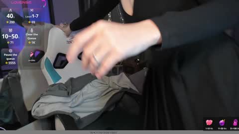 Snapshot of nansycharm chatting on 12-12-24, 07:52 NansyCharm online show from 12-12-24, 07:52